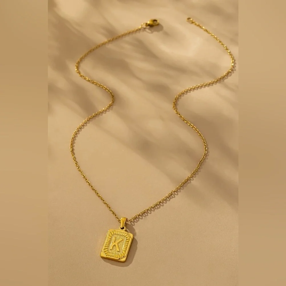 Gold Monogram Initial Necklace (K) (9024)